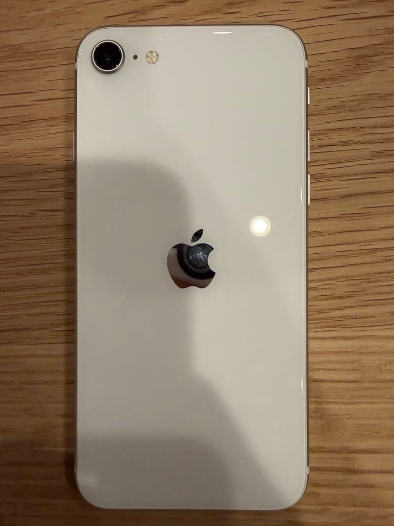 スマートフォン本体 Apple iPhone SE 64GB