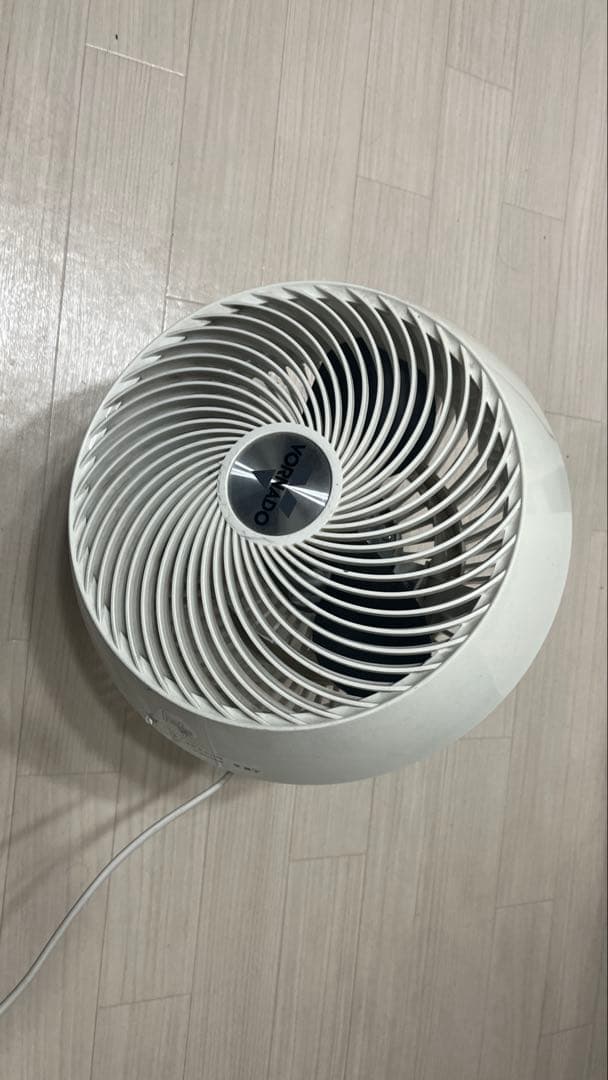 （写真更新）ボルネード サーキュレーター 35畳 4段階風量 660-JP 1