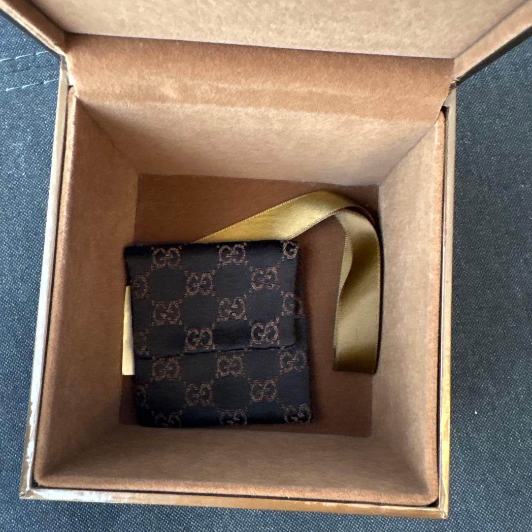 A*e様 GUCCI GGパターン シルバー 時計