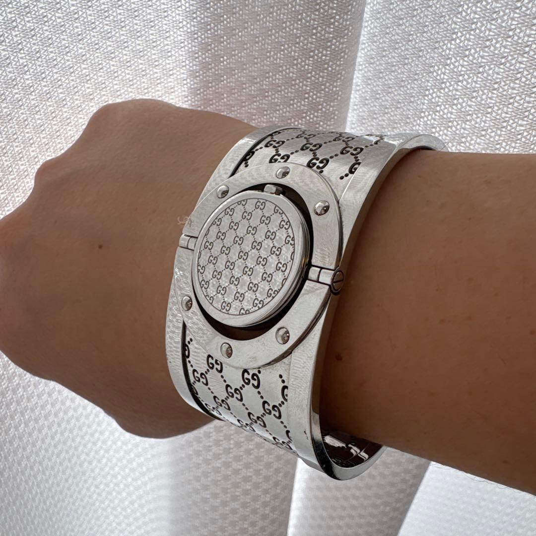 A*e様 GUCCI GGパターン シルバー 時計