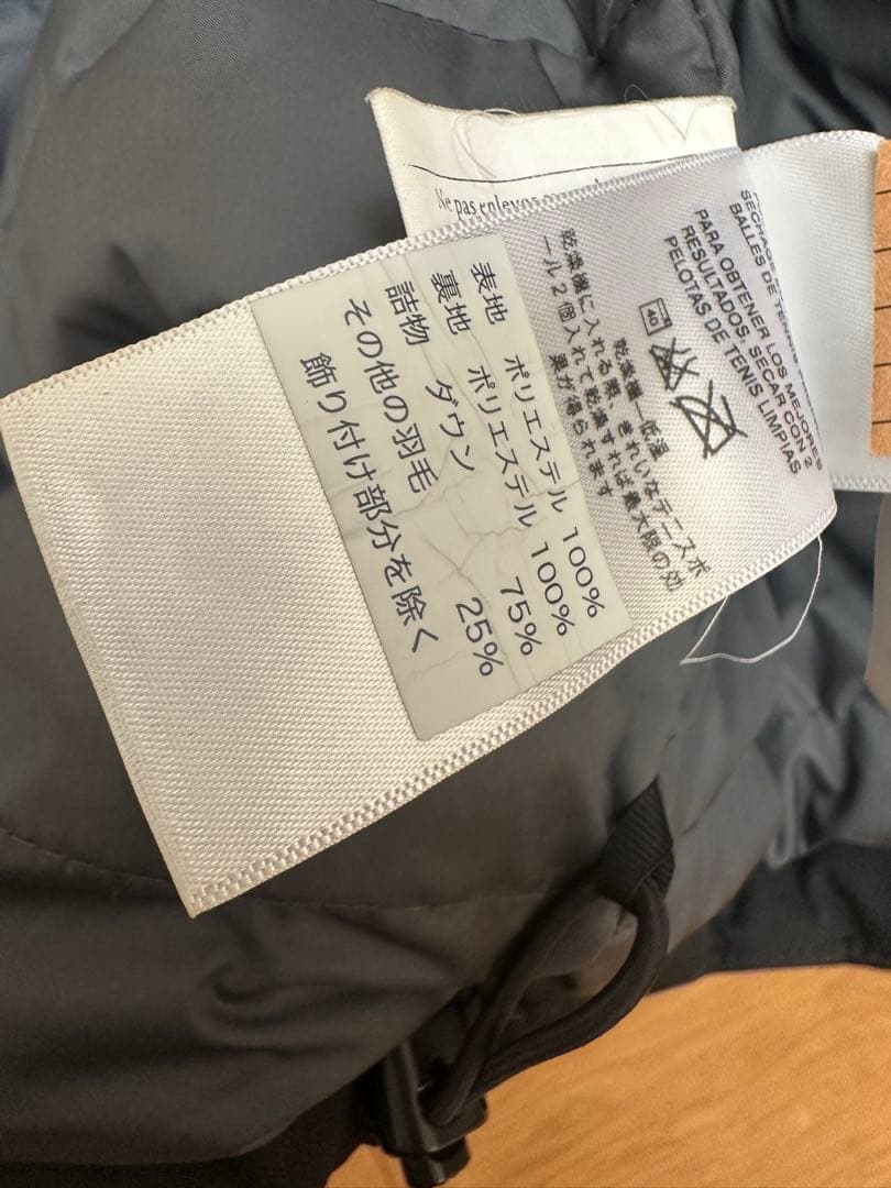 Patagonia S ダウンジャケット黒