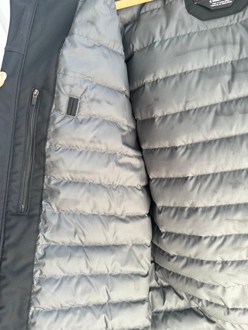 Patagonia S ダウンジャケット黒