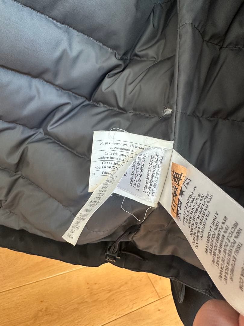 Patagonia S ダウンジャケット黒