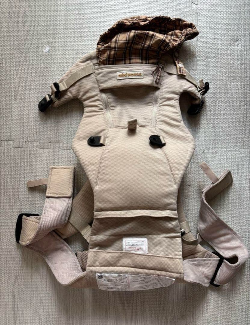 【1度着用のみ】ミキハウス 抱っこ紐 ファーストベビーキャリア　ベージュ