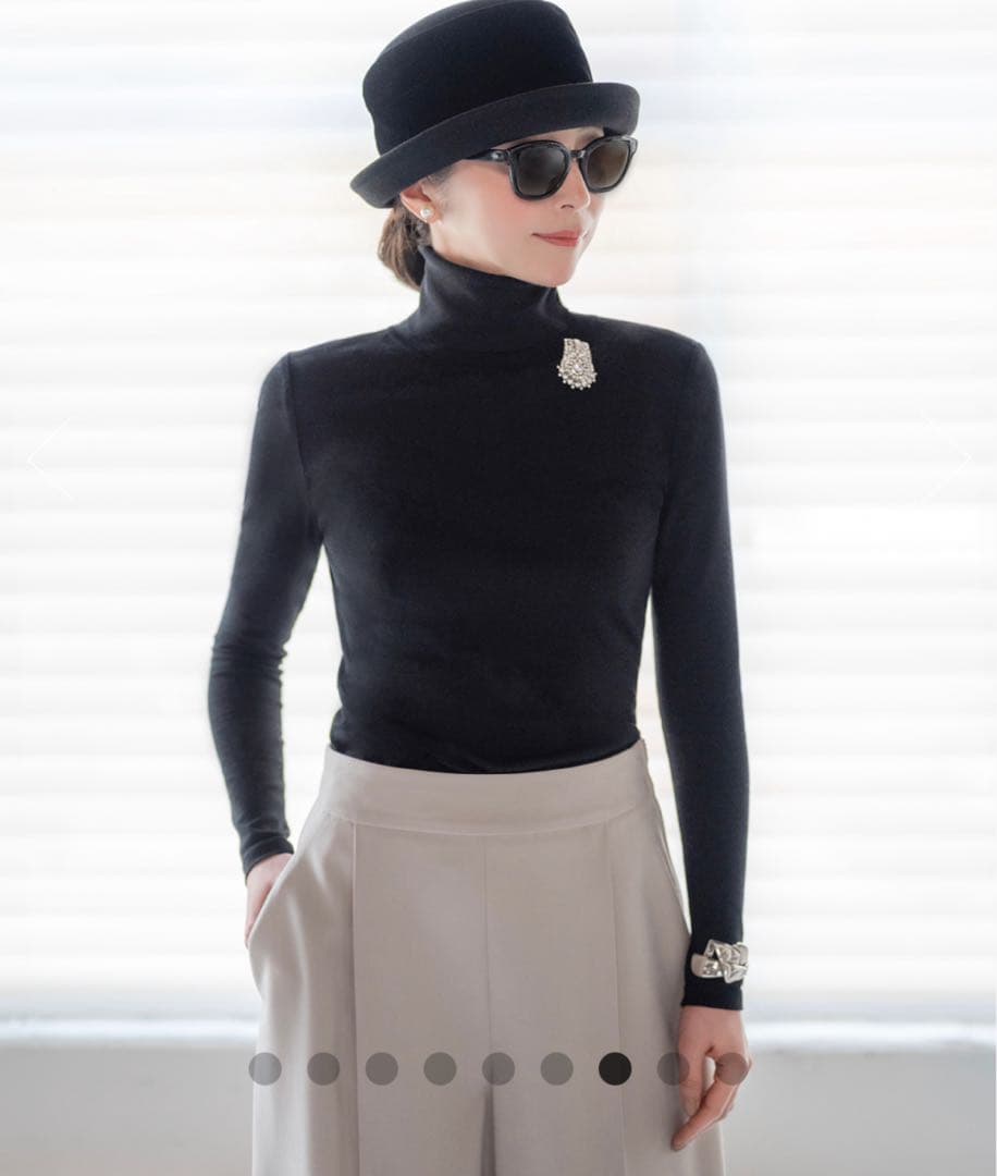 【新品タグ付✨現行品】デイジーリン ウォッシャブルオードリーハイネック 黒 40