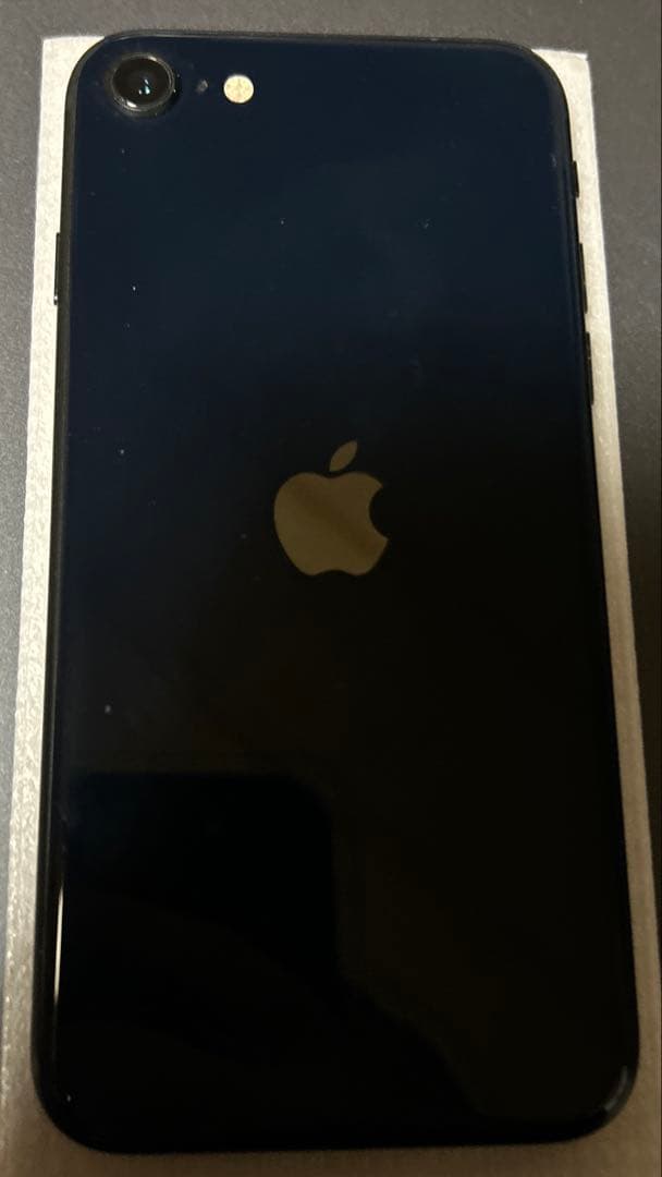 iPhone SE3 128GB ブラック