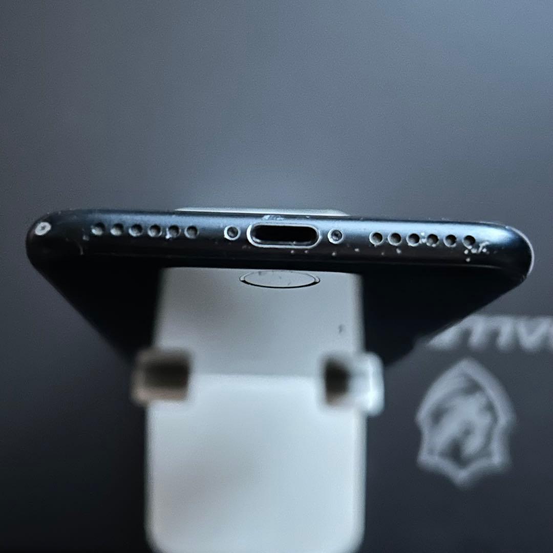 iPhone SE3 128GB ブラック