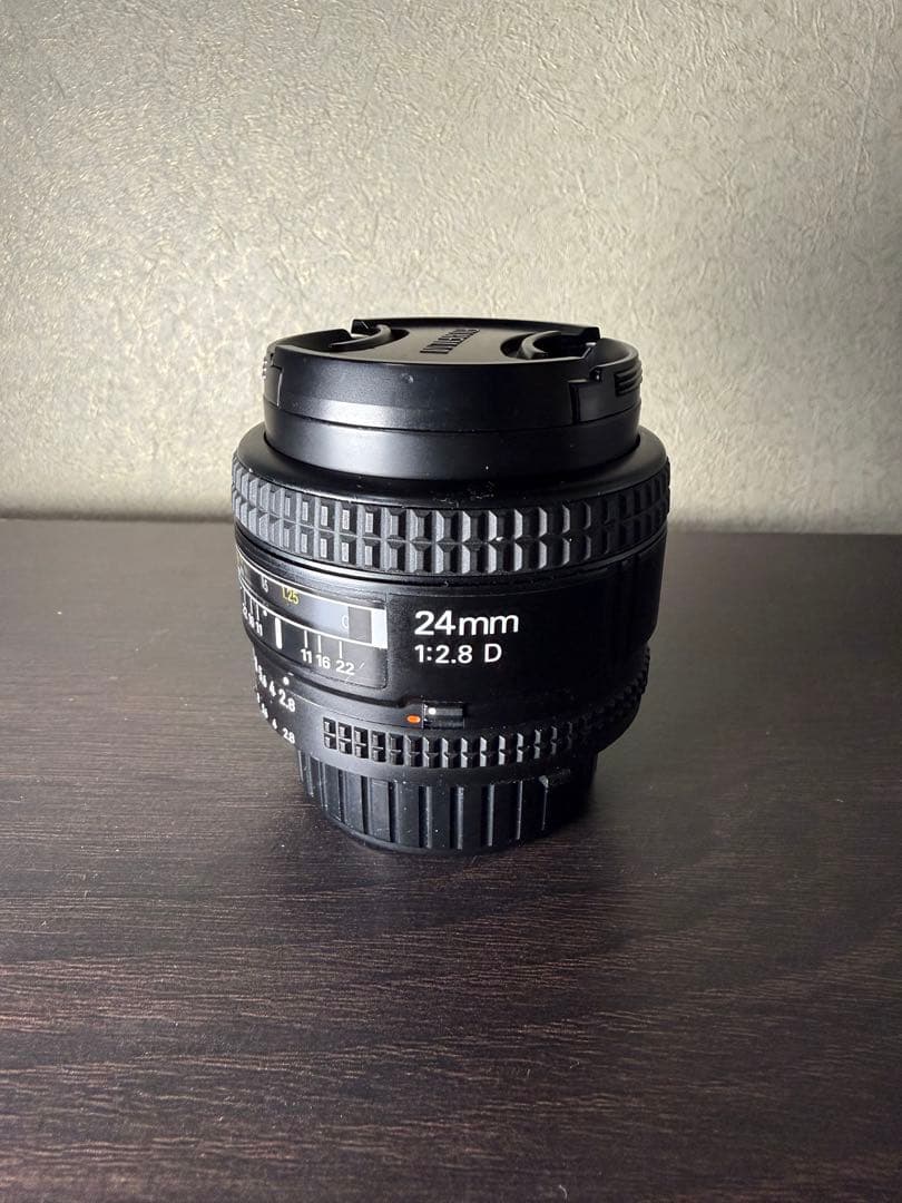 Nikon AF NIKKOR 24mm f/2.8 Dレンズ