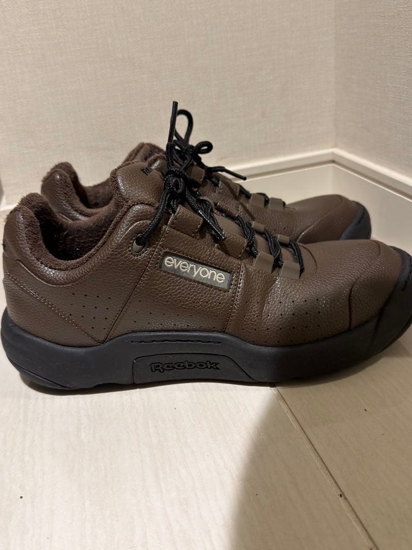 靴 REEBOK everyone CLASSIC DUKE 2.0 (BROWN)