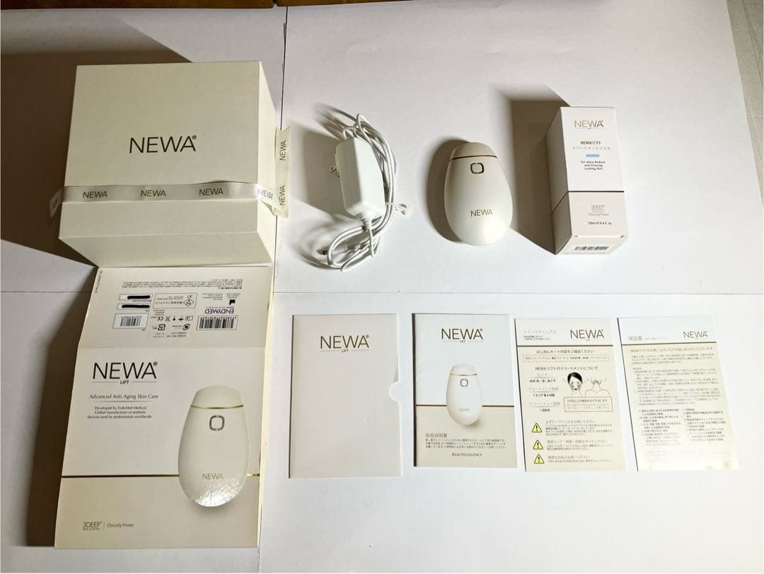 NEWAリフト 家庭用サブマイクロ波RF美顔器 シャンパンゴールド(美品)