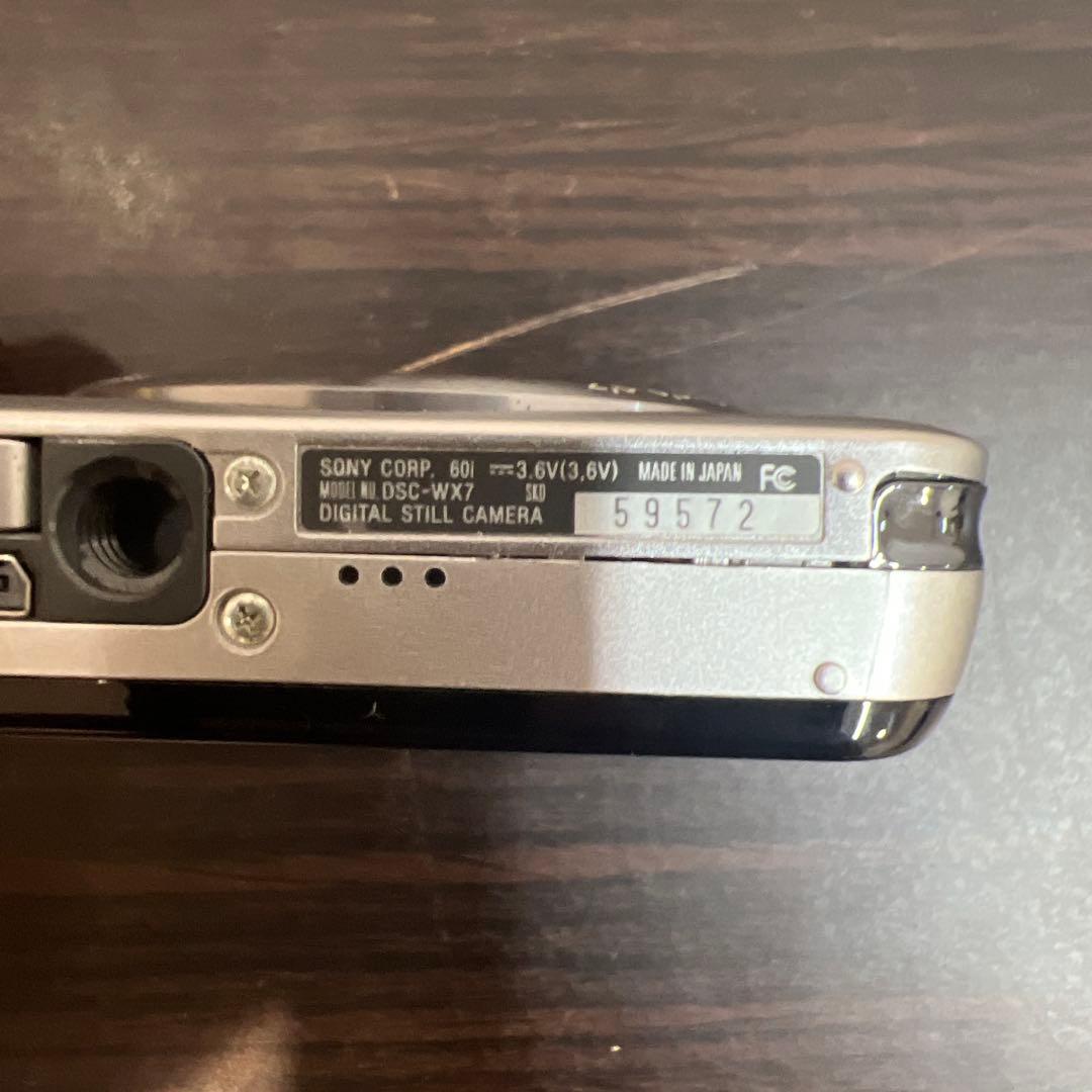 SONY Cyber-shot DSC-WX7 バッテリー収納部壊れアリ