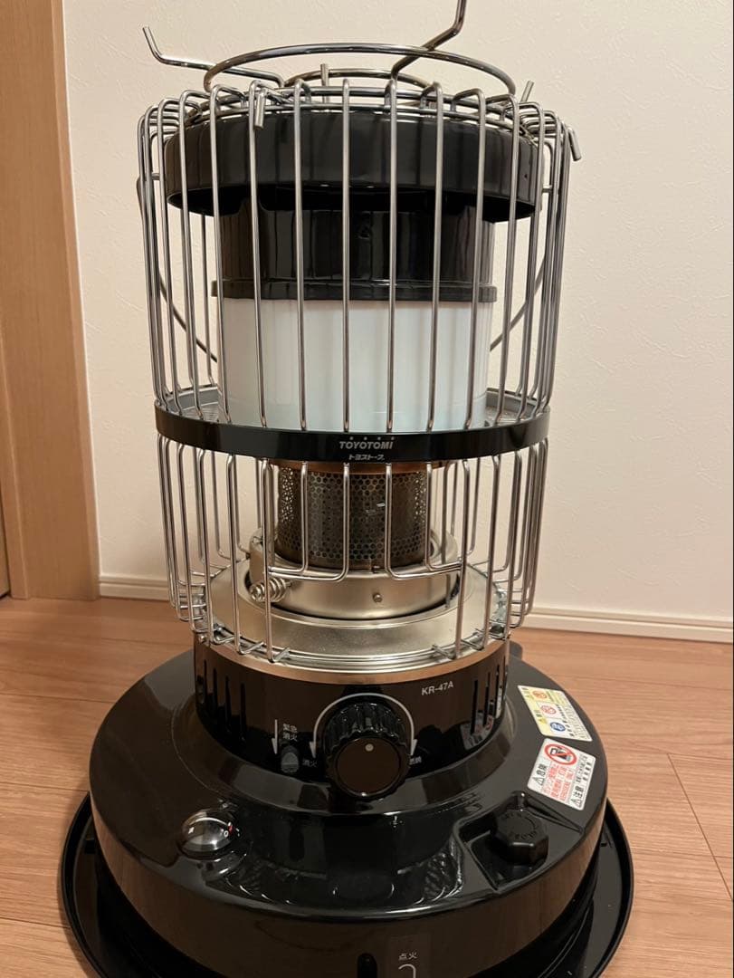 TOYOTOMI トヨトミ 石油ストーブ KR-47A /五徳・ケース ・柵付き