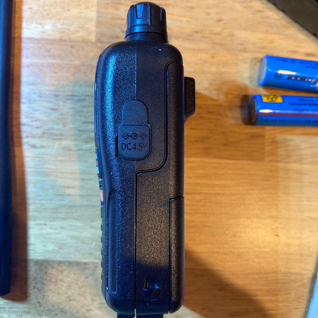 ICOM IC-R6 受信改造済み　アンテナ３本　書籍付き