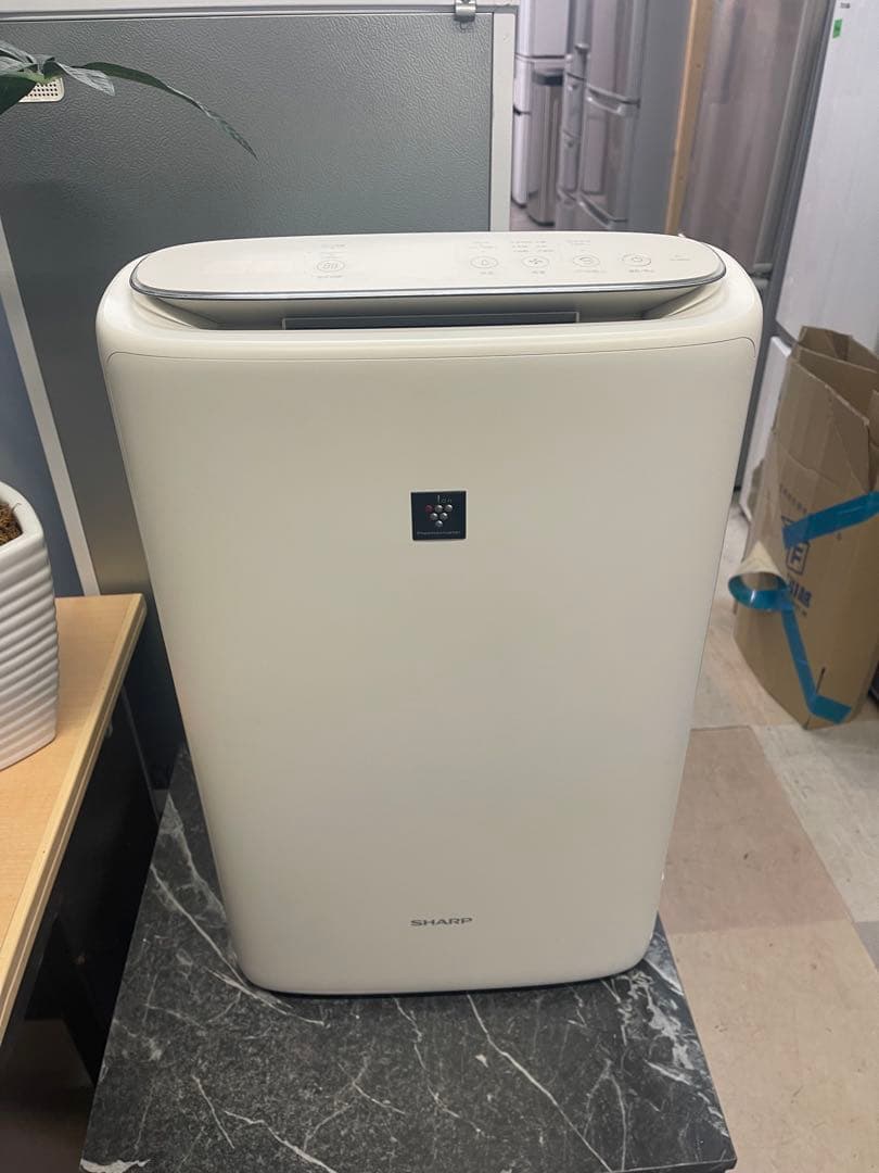Tkn SHARP 空気清浄機 KI-NS50-W 2022年製
