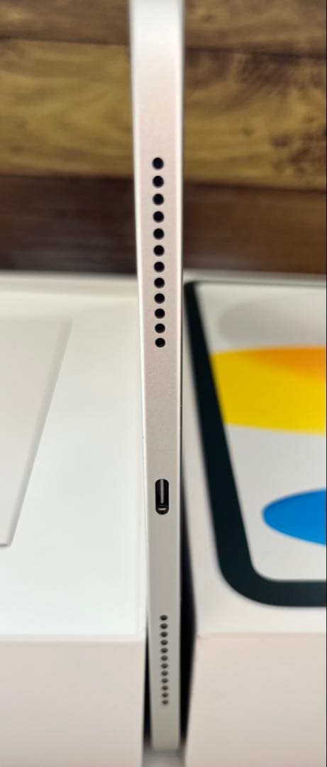 【キノコ】iPad 第10世代 64GB スペースグレー Wifiモデル