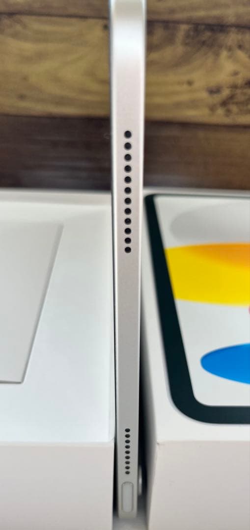 【キノコ】iPad 第10世代 64GB スペースグレー Wifiモデル