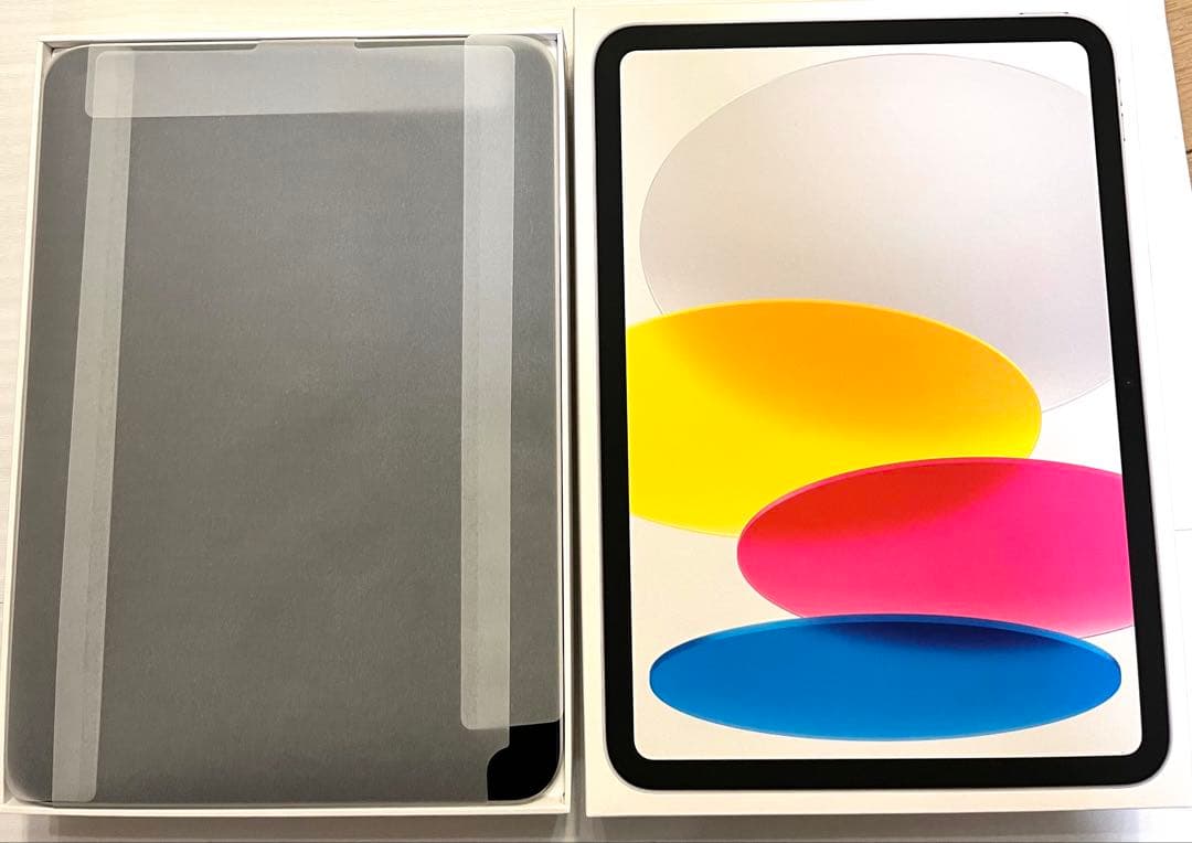 【キノコ】iPad 第10世代 64GB スペースグレー Wifiモデル