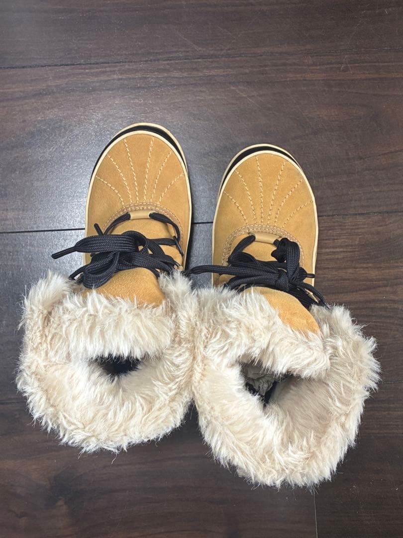 新品試着のみ　TIVOLI IIソレル　ティボリ　SOREL スノーブーツ