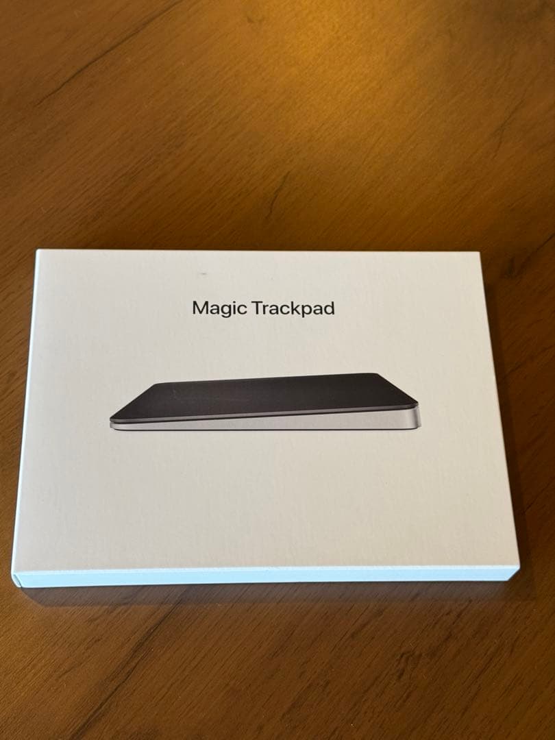 Magic Trackpad（USB‑C）- ブラック（Multi対応）
