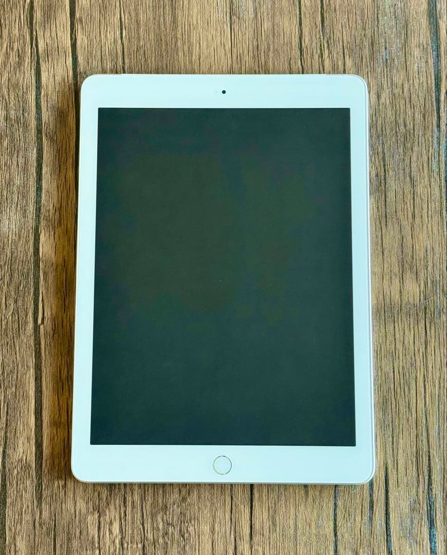 GW値下げ！iPad 第5世代　32GB 本体のみ