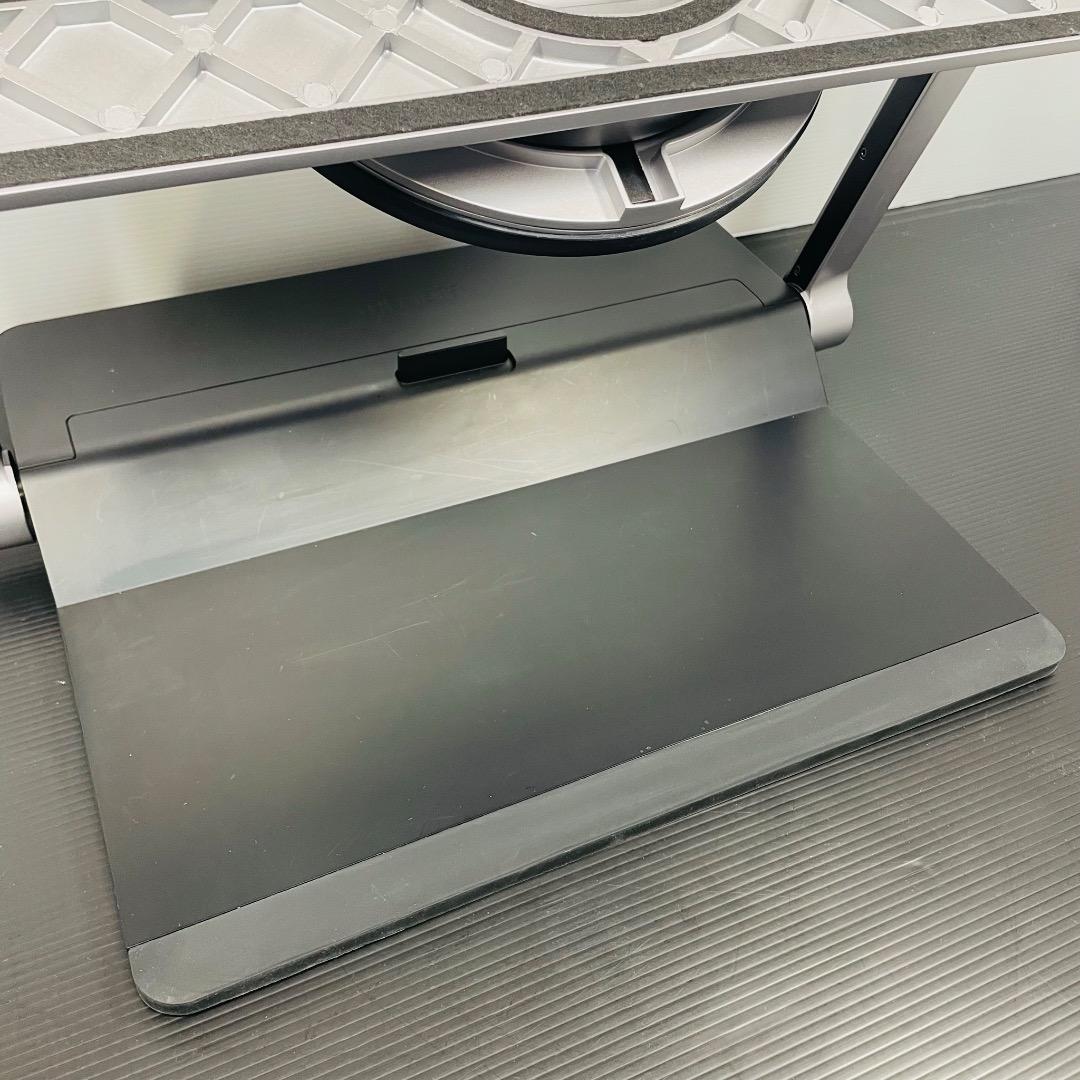 Wacom Ergo Stand（Cintiq Pro 24用）