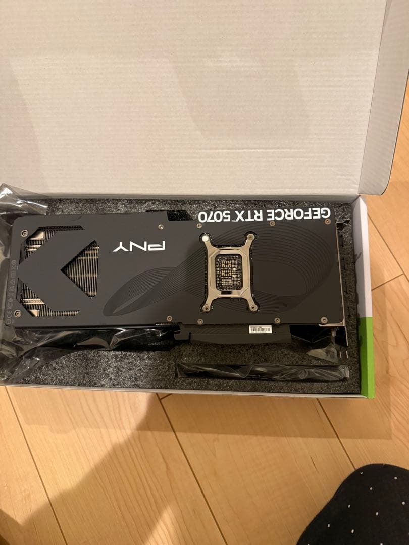 グラフィックボード・グラボ・ビデオカード PNY RTX5070OC 12G