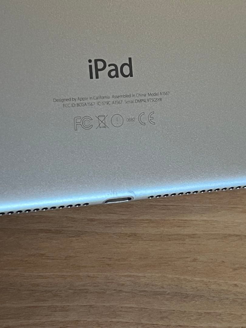 iPadAir2 128GB simフリー　cellular 付き