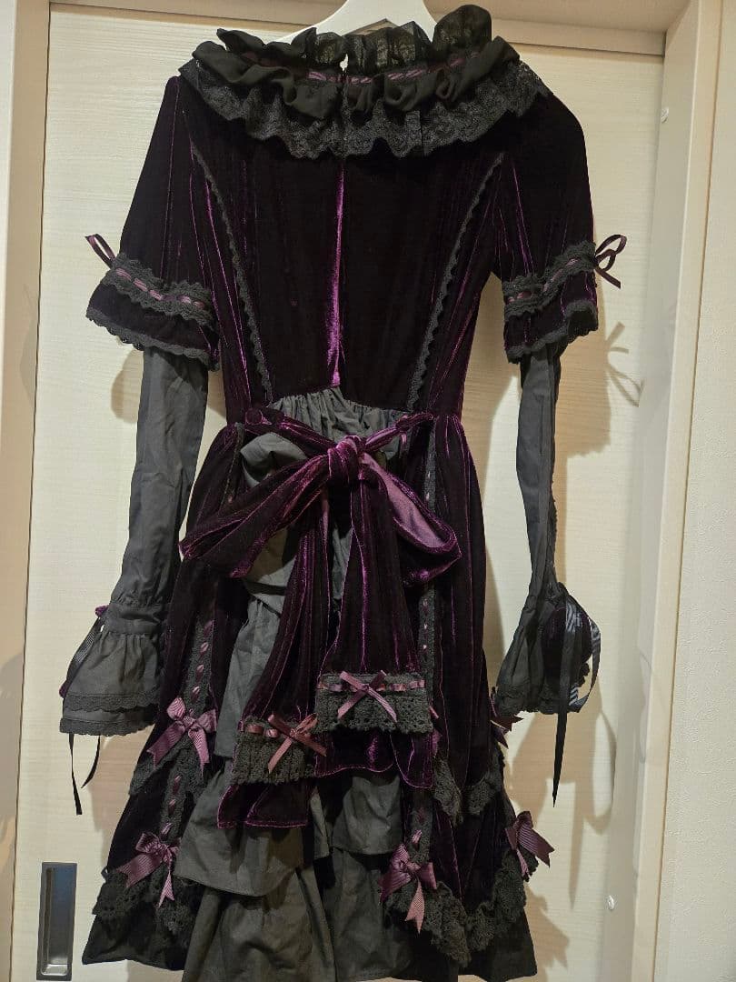 AND ROMEO 長袖ワンピース