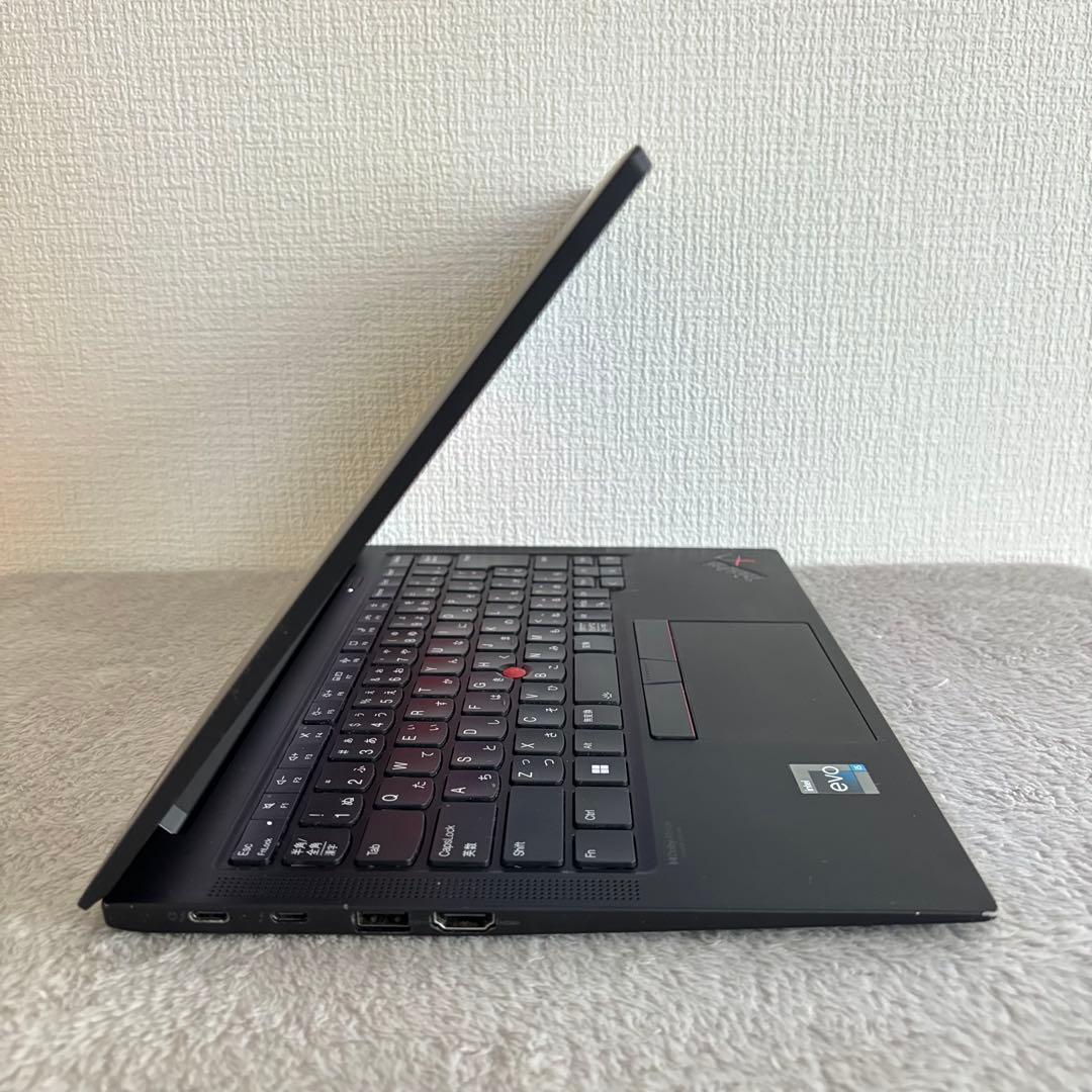 THINKPAD X1 CARBON 高級ノート型PC i5 12世代 16
