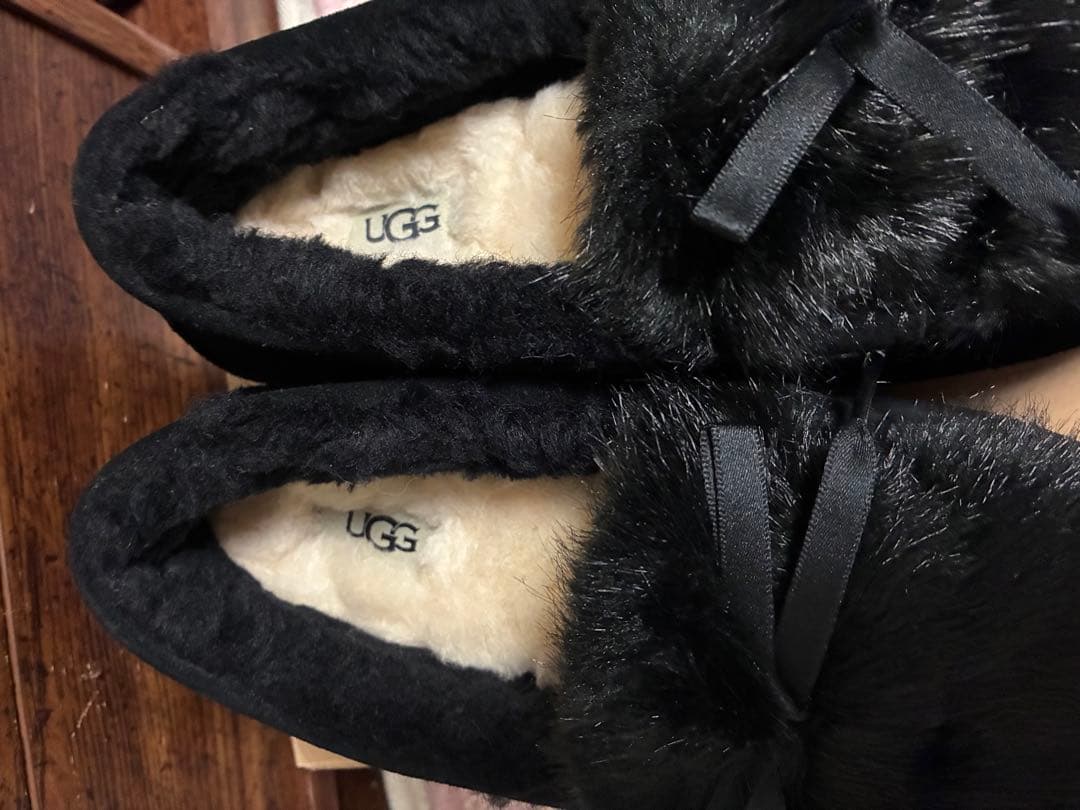 UGG モカシン　ダコタ　アンスレー　シェイン　リボン　ブラック　24㎝