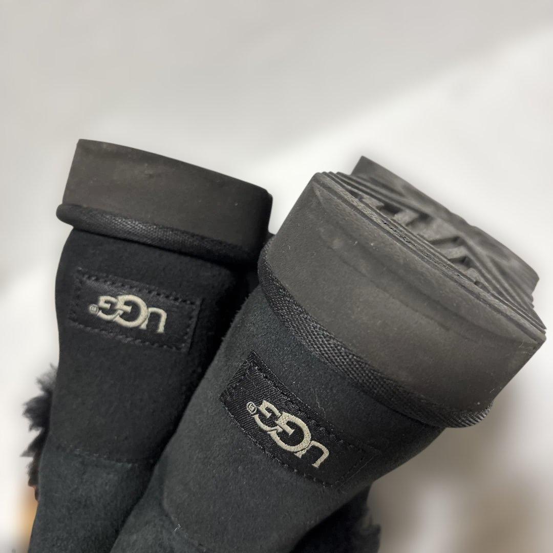 美品　UGG ムートンブーツ
