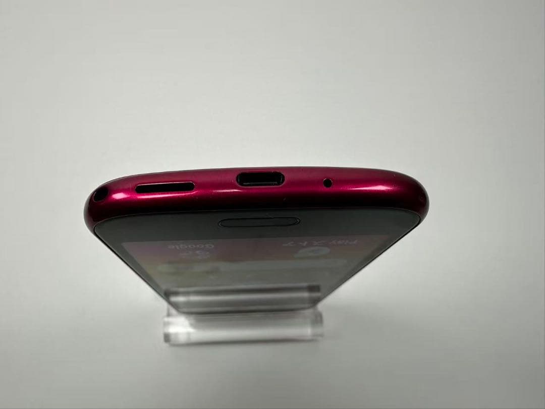 美品 NTT docomo らくらくスマートフォン F-52B ピンク