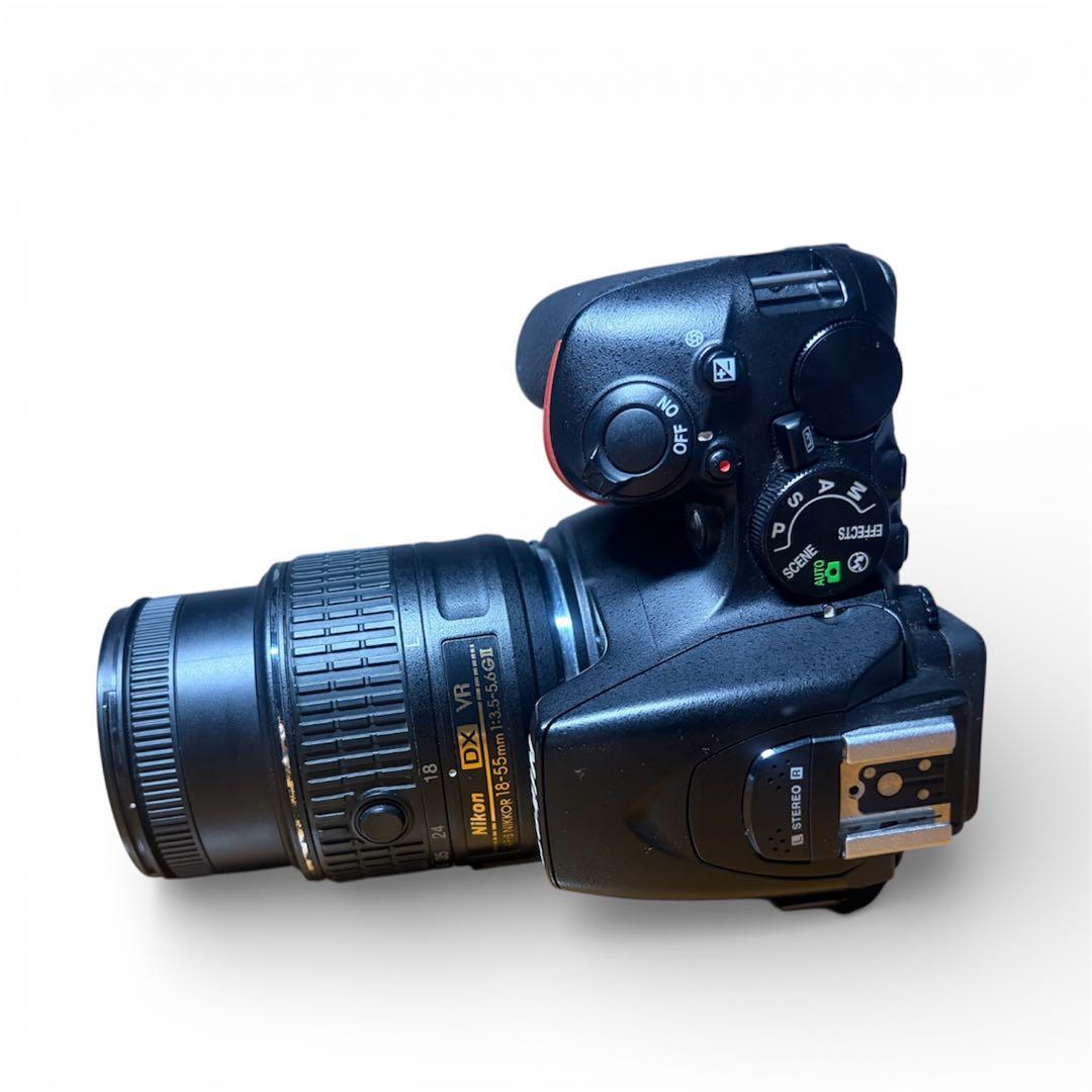 【ショット数7300回】Nikon D5500 18-55mmレンズキット