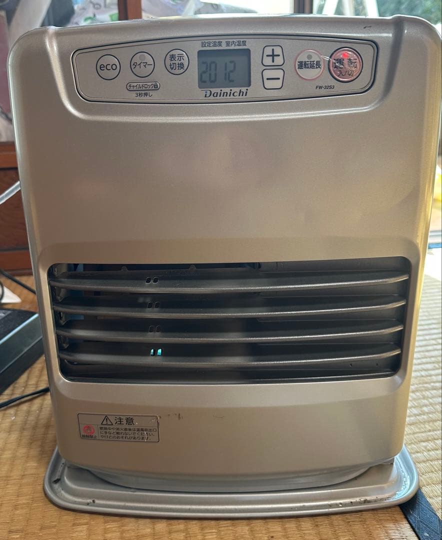 美品！■使用10ヶ月■ダイニチ 石油ファンヒーター動作確認済み