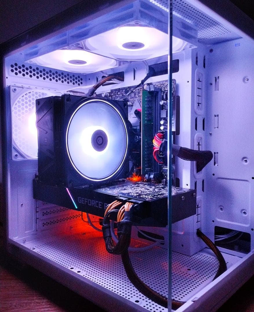 ゲーミングPC/Ryzen7 3800X/RTX2070/メモリ16GB