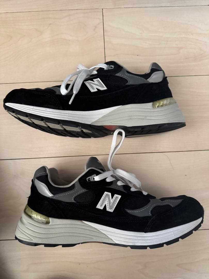 new balance M992EBブラック/グレー
