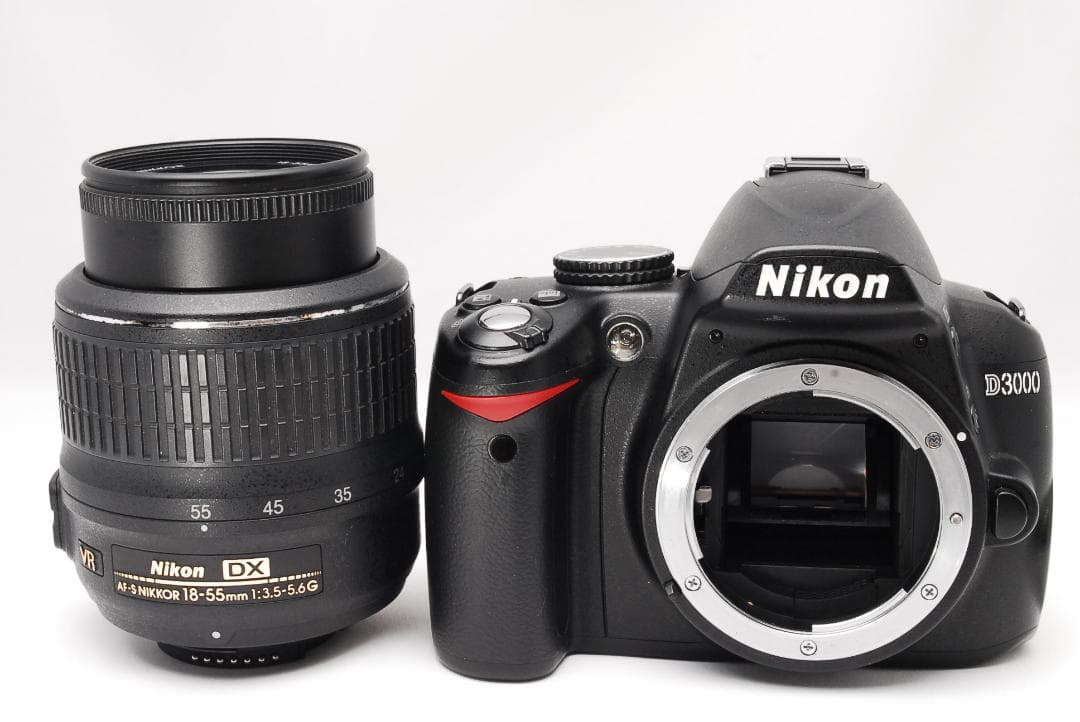 ♥ Nikon D3000 ♥初心者さんおすすめ♥ 元箱付き 撮影枚数新品級