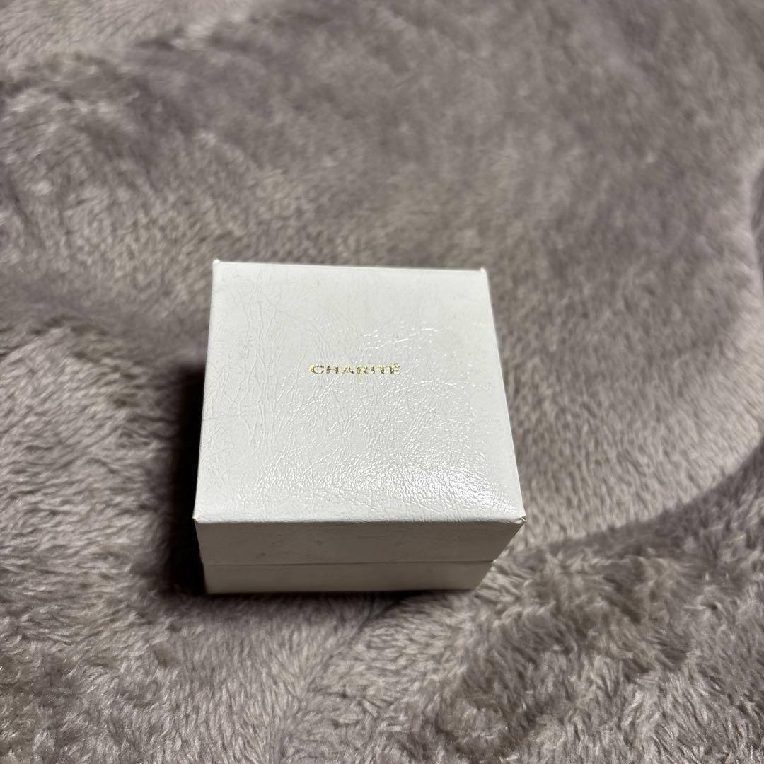 CHARITÉ シンプル ゴールドリングダイヤモンド付き