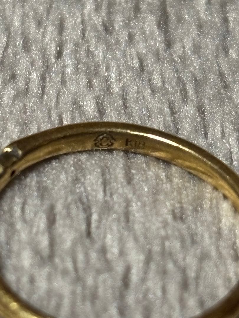 CHARITÉ シンプル ゴールドリングダイヤモンド付き