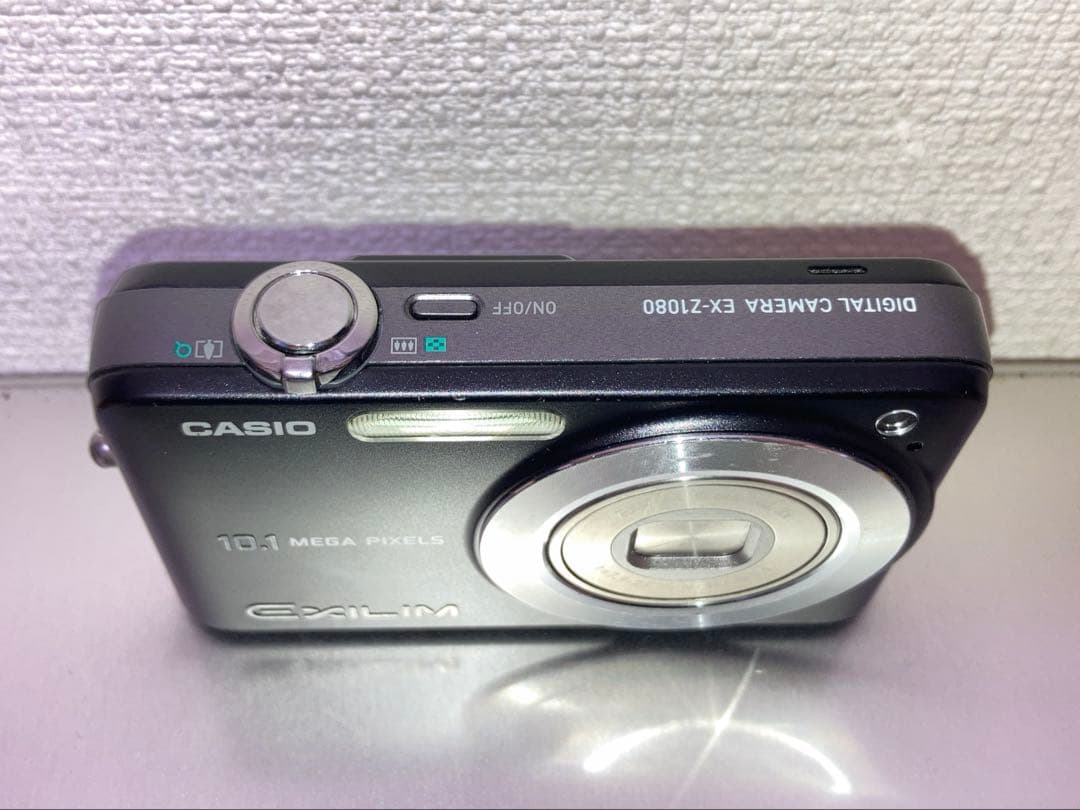 【希少】CASIO カシオ EXILIM EX-Z1080 エントリーセット
