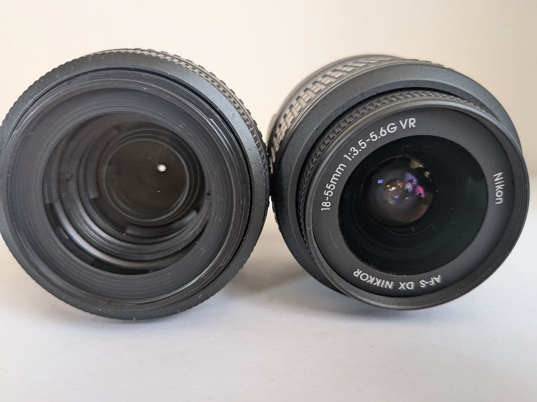 【極美品/希少レッド】Nikon D3300 Wズームキットショット数6559回