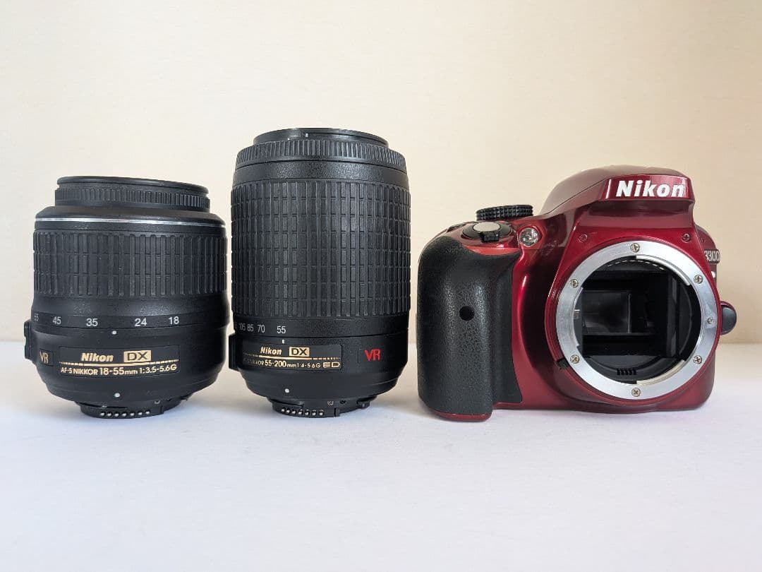 【極美品/希少レッド】Nikon D3300 Wズームキットショット数6559回