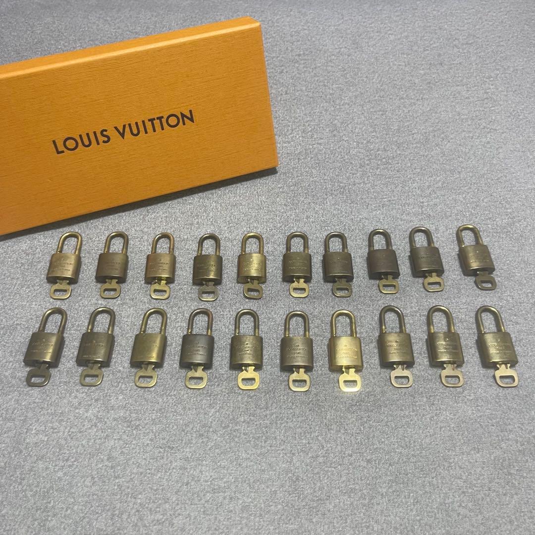ルイヴィトン　カデナ　パドロック　南京錠　キー　鍵　20個セット　まとめ売り