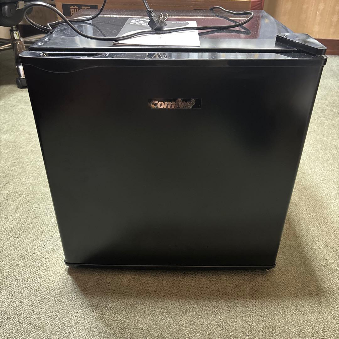冷蔵庫 45L COMFEE ブラック