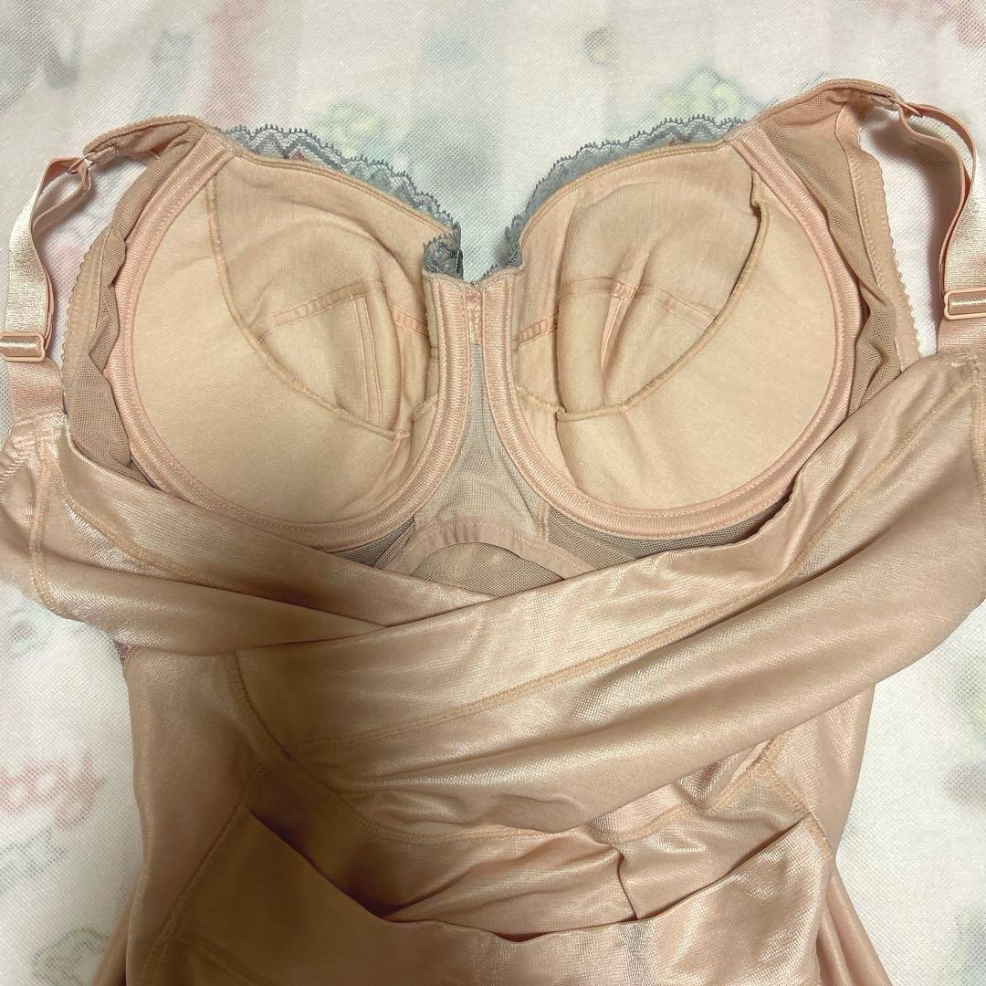 ✨美品✨マルコカーヴィシャスカレスフルカップボディスーツピンク D85 3L