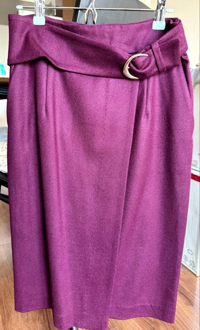 ピンキー&ダイアン　メタルアクセントスカー ト