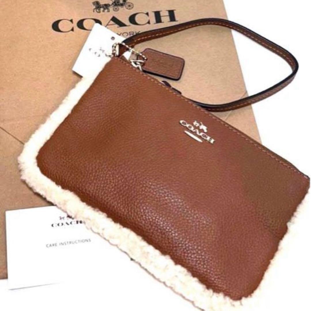 コーチ　シグニチャー【COACH】レザー　リストレット　ポーチ　ムートン　正規品