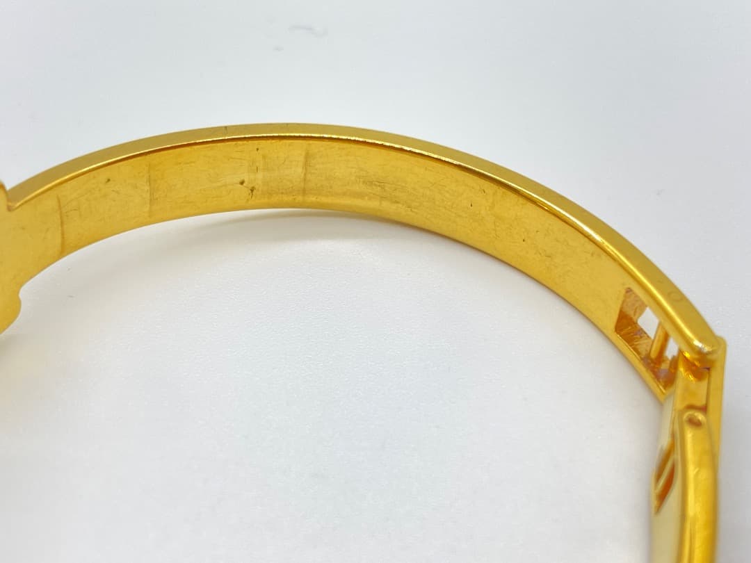 【新品電池】GIVENCHY ジバンシー バングルウォッチ ゴールド レディース