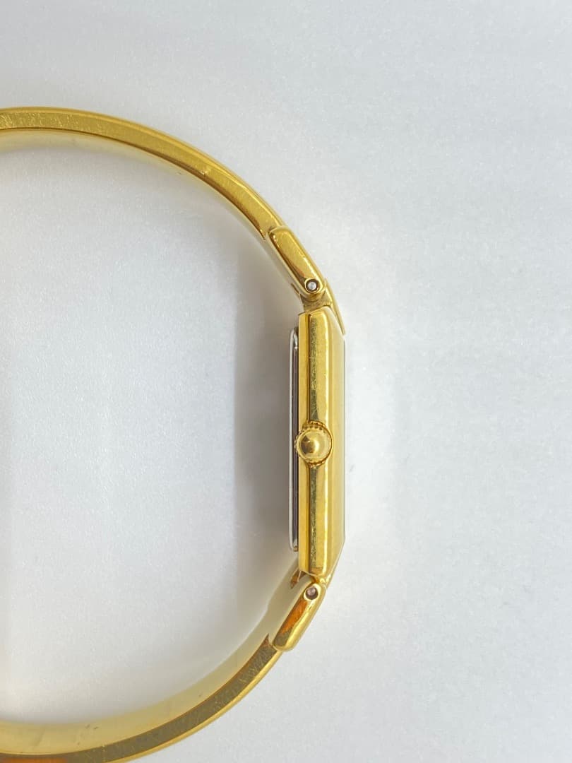 【新品電池】GIVENCHY ジバンシー バングルウォッチ ゴールド レディース