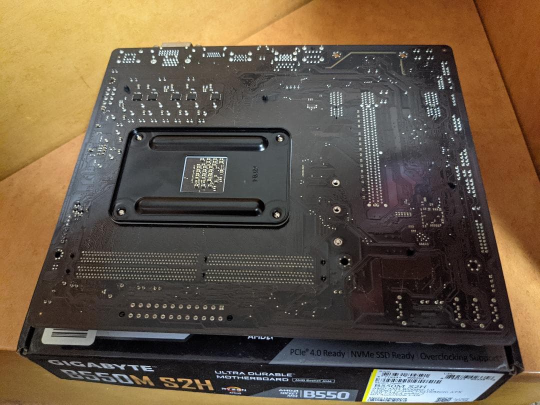 マザーボード GIGABYTE B550M S2H AM4